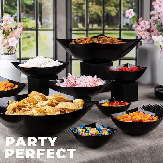 Disposable Plastic Square Medium Salad Bowls 64oz - Image 2